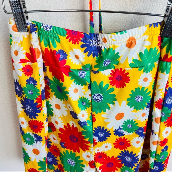 Bright Yellow & Purple 70s Floral Pattern Ruched Tank & Biker Shorts Set - Picture 4 of 6